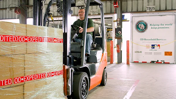 OTIF_Scorecards_Compliance_Forklift_Dock_Dockworker_Freight_Expedited_MABD_600x338.jpg
